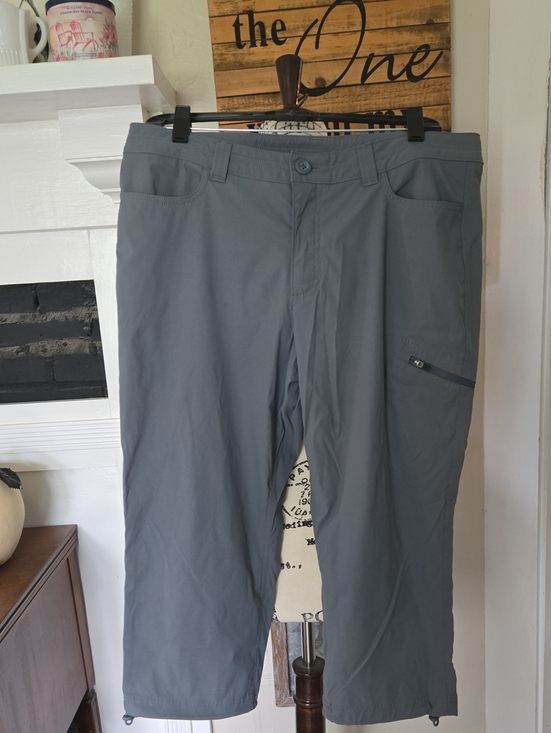 Eddie Bauer Pants - Eddie Bauer Slate Gray Women's Capris with Zip Pocket